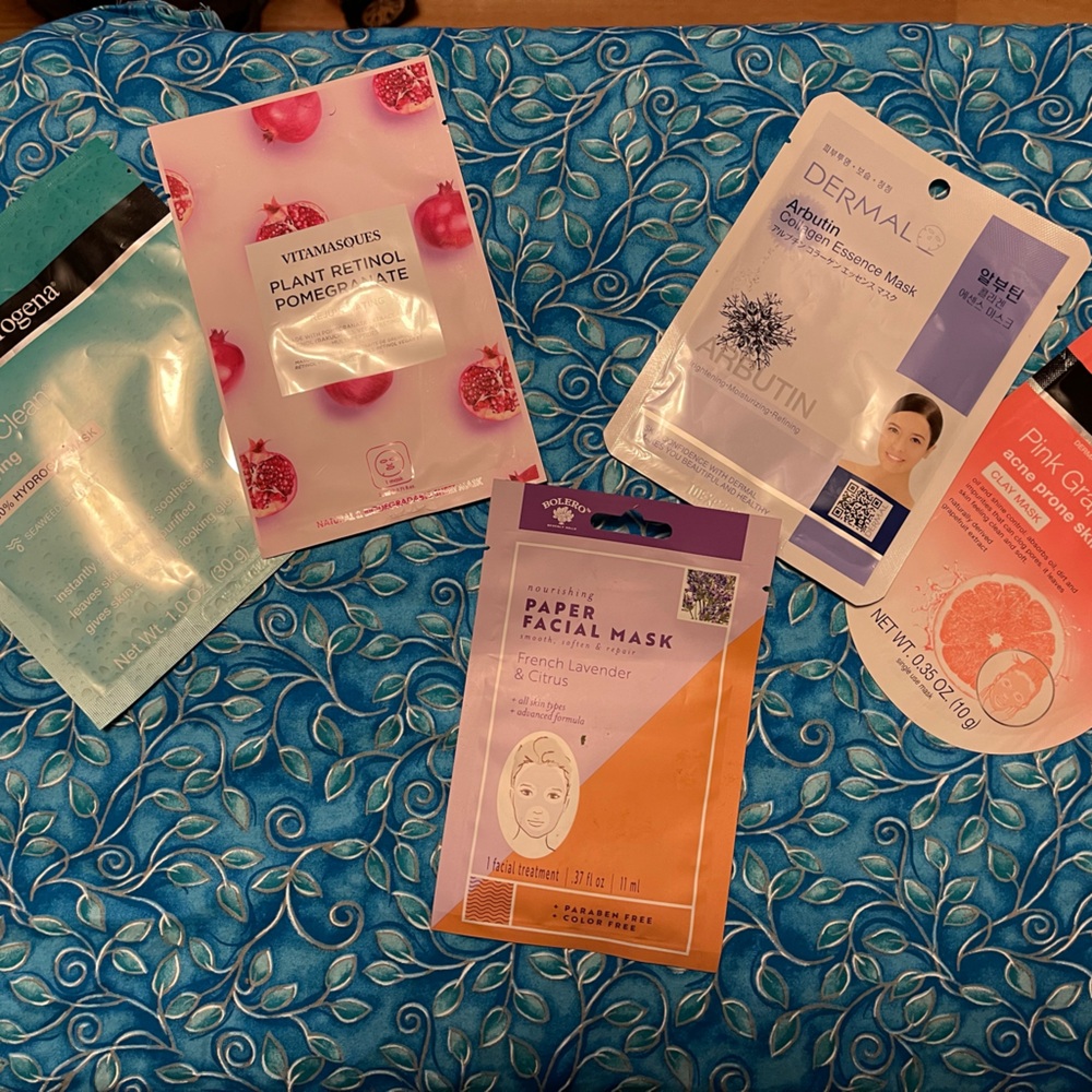 Assorted Face Masks Set ALL NEW - Picture 2 of 2